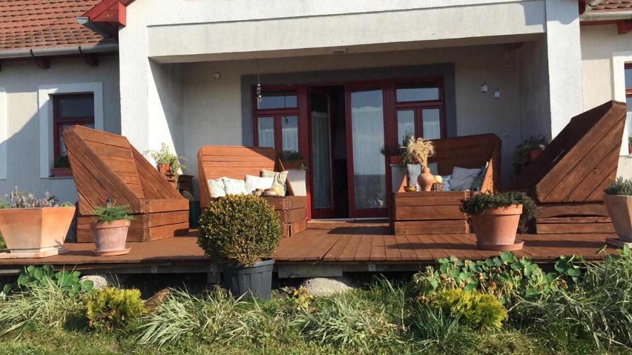 Hotel Dosa Tanya, Vendeghaz Cserepfalu Exteriér fotografie